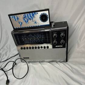 10-561 Aircastle Vtg Model 8 Band Portable Radio Working Ac 120v 60hz 3.3w Japan