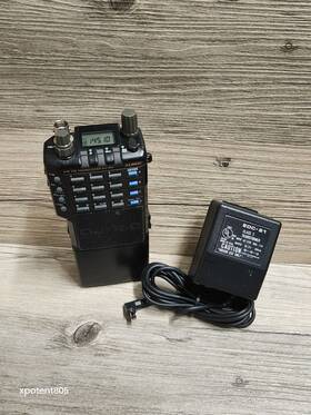 Dj-160 Alinco Vtg Vhf/fm Handy Transceiver Radio With Oem Battery Pack Adapter