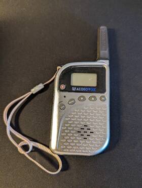 Gmrs762ch Audiovox Walkie Talkie Fm Transceiver 2-way Radio Vox Mode Untested
