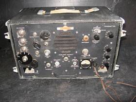 Col-40365 Collins Wwii Mbf Radio Transmitter And Receiver 115vac/dc Transceiver Usn Vintage