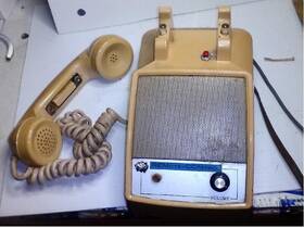 750t Cpi Communications Products Incorporated Radio Desk Phones M/n Dc-remote