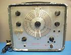 E-200-c Precision Signal Generator Division Of Dynascan Works Rf Mod And