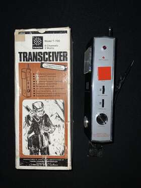 T-700 Fanon Transceiver Model 1976 6 Channel 2 Watts Works Read