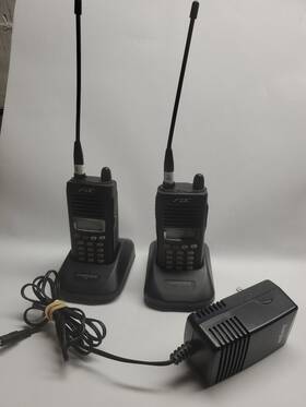 136-174 Fdc Fd-160a Pair Fd-160 Handheld Ham Radios Mhz