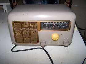 5r-32 Hallicrafters Inch Continental Sw Shortwave Radio Receiver - Working Powers Up Cpic