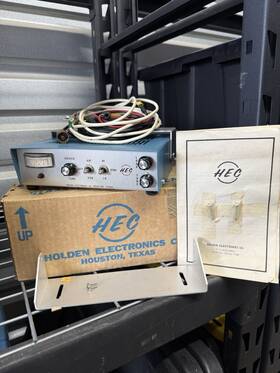 M200d Hec Holden Electronics Co. Vintage High Performance Ground Grid Linear Amplifier With Box