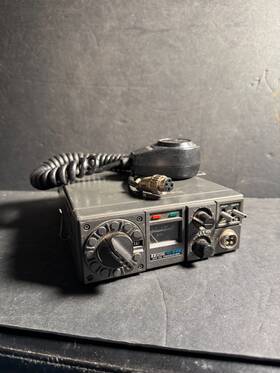 Ic-222 Icom Includes Midland International Mic Plus Bracket And Cables