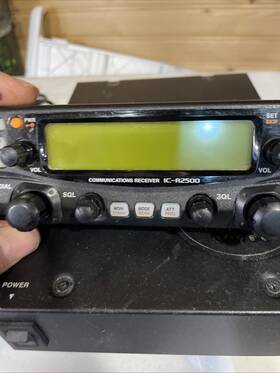 Ic-2500 Icom Communications Receiver Works As It Should