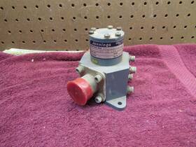 3e6050h44 Jennings Rc4 Vacuum Relay 15kw 1kw Avg 600mc 26.5vdc