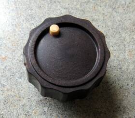 23.1007-5 Johnson E. F. Viking Ranger Transmitter/exciter Knob - Drive Crystal Coupling
