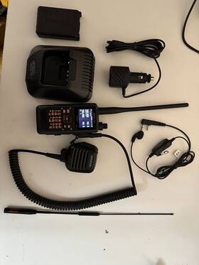 Th-d74a Kenwood 702685259161 Thd74a Tri-band Handheld Transceiver Radio With Extras