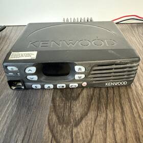 To-8302hu-1 Kenwood Uhf Fm Transceiver Not Tested Selling For Parts Or Repair