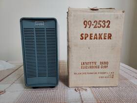 99-2532 Lafayette Vintage Desk Top Speaker With Box
