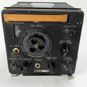 Lm-14 Loral Electronics Corporation Us Navy Frequency Meter Heterodyne Crystal Calibrated Vintage Radio