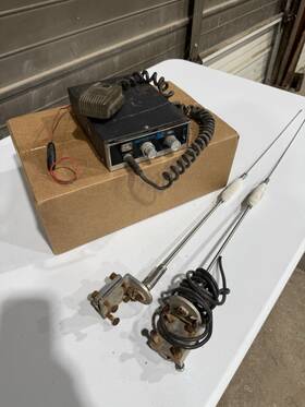 13-870c Midland Vintage 1970 S Cb Radio With Pa And Antennas Model