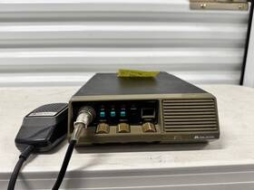 70-2301 Midland 70-056c Mobile Radio Transceiver With Mic Microphone