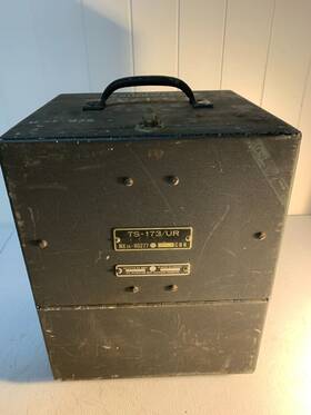 Ts-173 Navy Surplus Ts-173/ur Vintage 1940s 90-450mhz Frequency Meter Very Clean