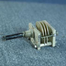 351-1039 Oak Precision High Stability Variable Capacitor 4-25 Pico-farad P/n