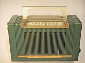 53-642 Philco Vintage Am Green Portable Tube Radio Receiver Looks Great