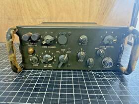 Rt-654a Rcvr-xmtr Trc-77 Vintage Military Radio Receiver Rt-654a/trc-77 Vietnam War Era
