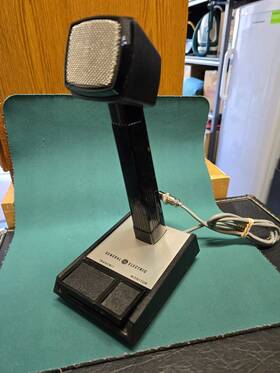19b209694p1 Shure Shure/ge Controlled Magnetic Desk Microphone Bin 79.95 Shipped