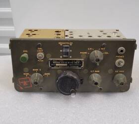 Rt-77a Signal Corps U.s. Army Receiver Part Of / Grc-9