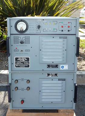 Gsl-1900a Sunair Amplifier Set 2 Pieces With Cables As-is Free Shipping