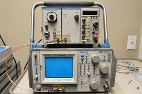 Tr503 Tektronix 495p 1.8ghz Spectrum Analyzer &tr503 Tracking Generator - Perfect