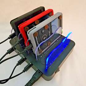 Williams Sound Dlt 400 3 - Digiwave Transceivers 1 Chg 404 Charging Station Lot