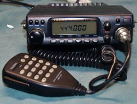 Ft-7200 Yaesu Uhf Mobile Transceiver