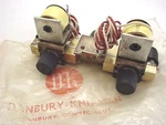 Danbury-knudsen CR25N Spdt Coaxial Switch Connectors 120VDC Vintage T36. Fixed Price $49.99.