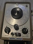 Hp 200AB Vintage Audio Oscillator (tested). Fixed Price $200.00.