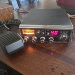 Realistic (model 21-1537) 40 Ch Cb Radio W/ Microphone . Tested. Fixed Price $29.00.