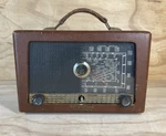 Hallicrafters Radio Model 5R40 -parts Only, As Is. Fixed Price $39.99.
