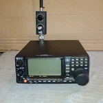 Yaesu VR-5000 Wideband Communications Receiver 100KHZ-2600MHZ With Antenna. Fixed Price $595.00.