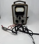 Hewlett Packard 410B Vacuum Tube Voltmeter With Probes Powers - Blows Fuse. Fixed Price $131.99.