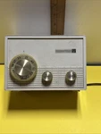 Vintage Blonder Tongue Uhf Converter Model UTB-T2 Lights Up Untested See Pics. Fixed Price $25.00.