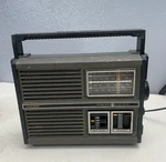 General Electric 4 Band Portable Receiver Radio Model No 7-2918A Works Vtg. Fixed Price $49.99.