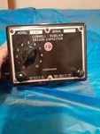 Cde Cornell-dubilier Electronics Cdc 3 Decade Capacitor In Maroon Bakelite Case. Fixed Price $15.00.