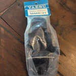 Yaesu MMB-21 Mobile Bracket For Handheld Radio New In Package. Fixed Price $23.75.