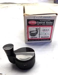 Raytheon Standard Crank Control Knob 1/4" Shaft 125-6-2. Fixed Price $40.00.
